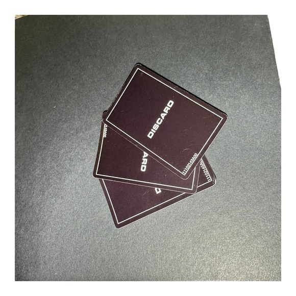 2009 Hasbro Games Clue: Secrets and Spies Family Board Game - Picture 10 of 13